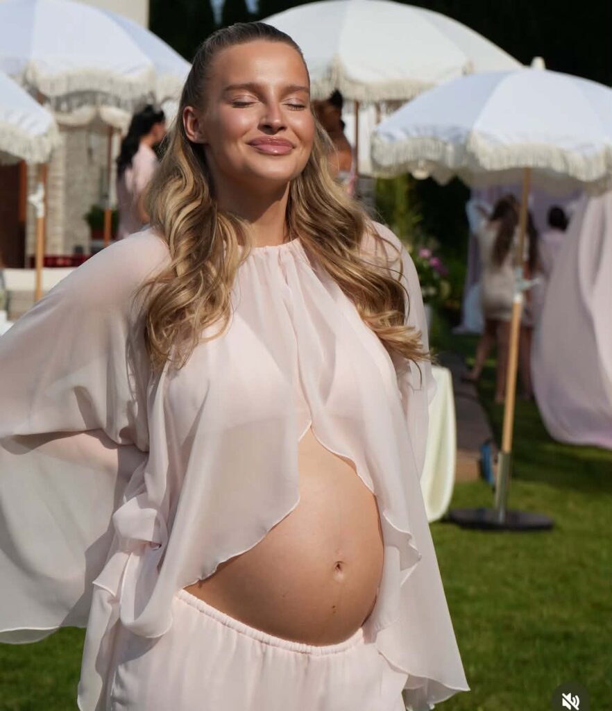 Karolina Pisarek na baby shower