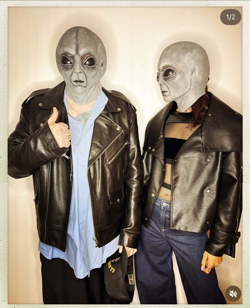 Piotr Kędzierski i Agata Biernat jako kosmici- Halloween 2026