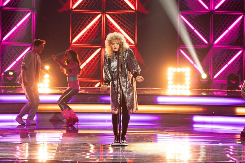 Rafał Brzozowski jako Bonnie Tyler w półfinale "Twoja Twarz Brzmi Znajomo"