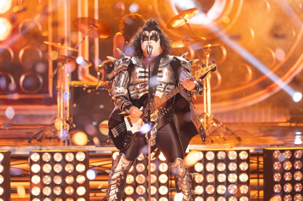 Marcin Miller jako Gene Simmons z KISS w półfinale "Twoja Twarz Brzmi Znajomo"