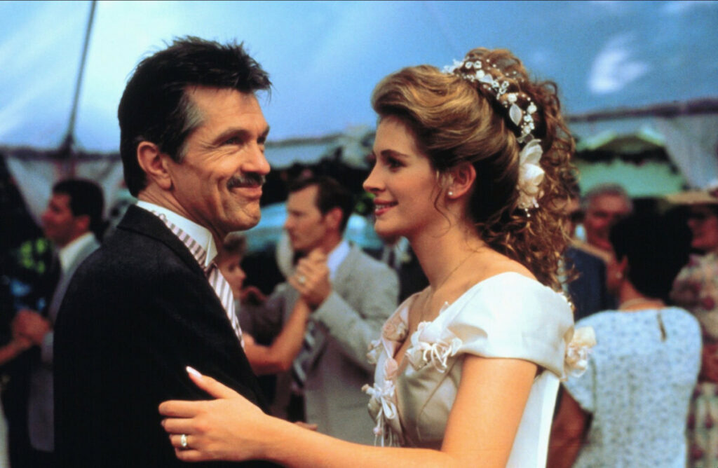 Tom Skerritt i Julia Roberts w "Stalowych magnoliach"