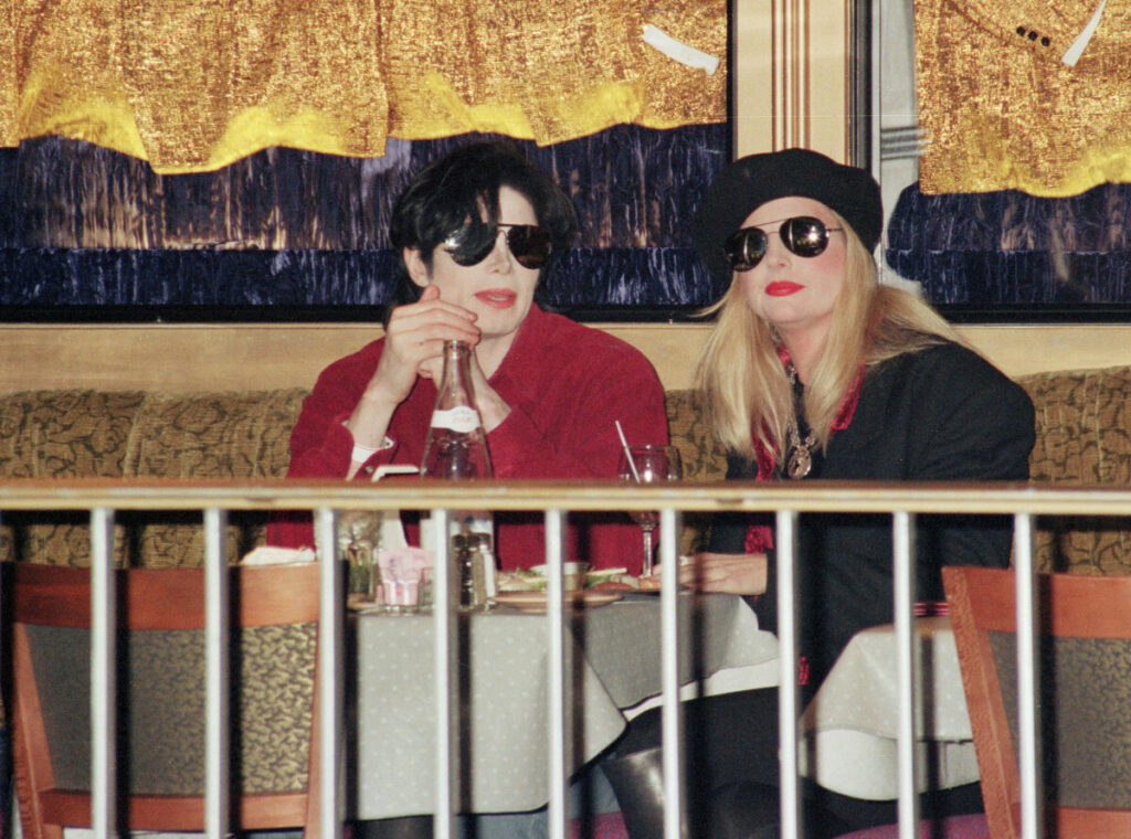 Michael Jackson i Lisa Marie Presley w 1996 roku