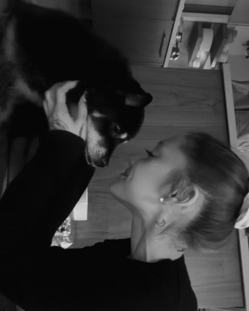 Ariana Grande żegna ukochaną suczkę Coco