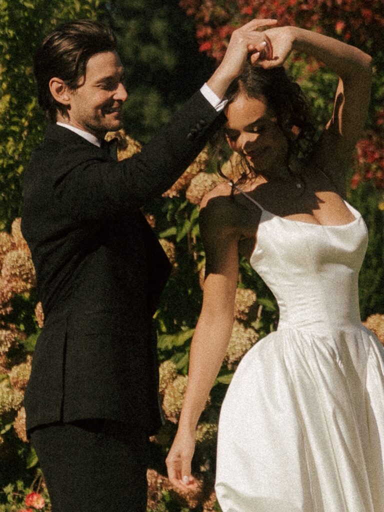 Ben Barnes i Aubrey Cleland wzięli ślub