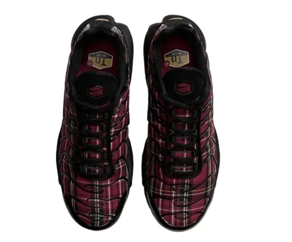 Nike Air Max Plus „Tough Red/White/Yellow Ochre/Black” (cena: 869 zł)