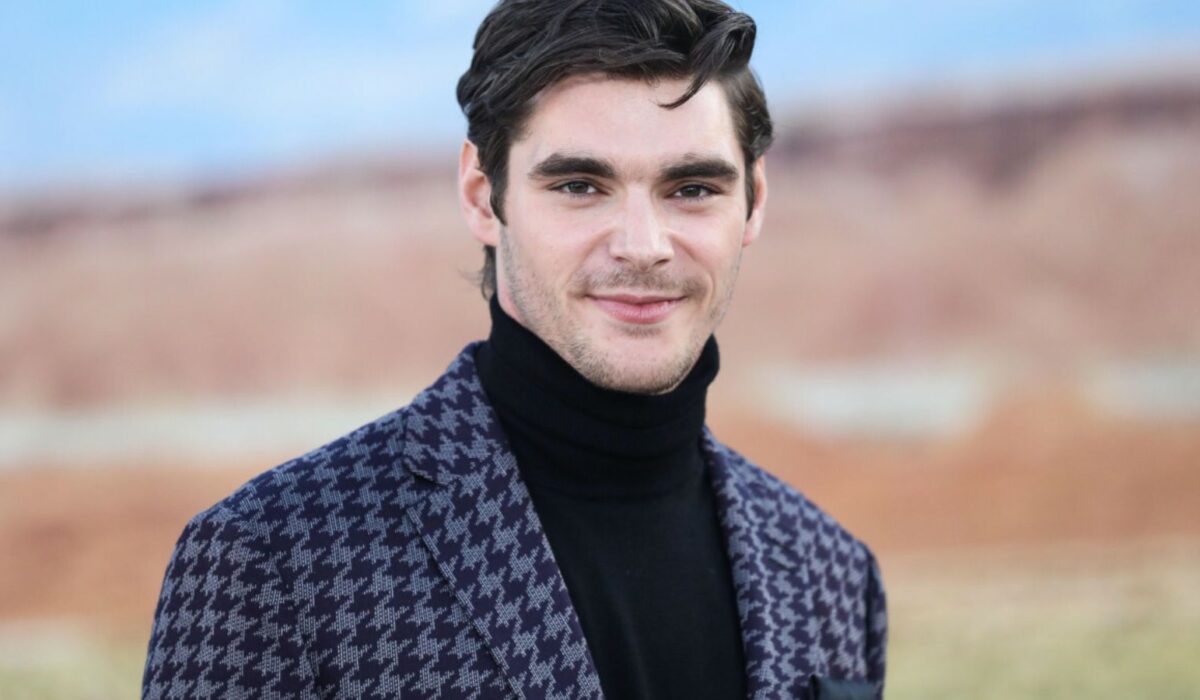 Na co chorował RJ Mitte?